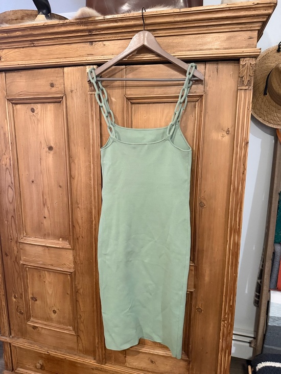 Alice + Olivia Alina Dress - Picture 5 of 8